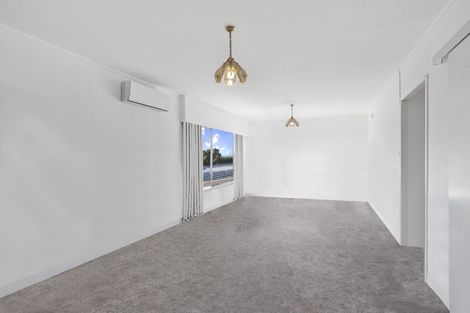 Photo of property in 2/50 Te Kanawa Crescent, Henderson, Auckland, 0610