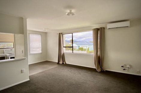 Photo of property in 13 Central Terrace, Alicetown, Lower Hutt, 5010