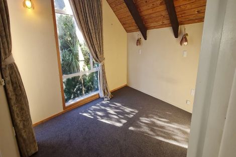 Photo of property in 39 Robieson Street, Roseneath, Wellington, 6011