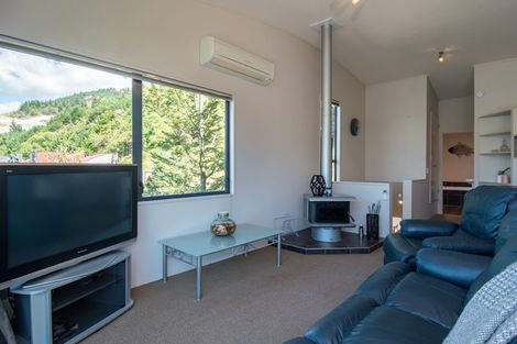 Photo of property in Elkridge Apartments, 14/64 Marina Drive, Frankton, Queenstown, 9300