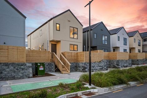 Photo of property in 173 Henwood Road, Westgate, 0814