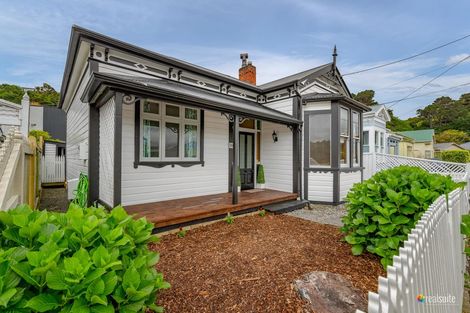 Photo of property in 23 Riddlers Crescent, Petone, Lower Hutt, 5012