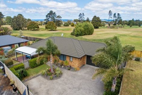 Photo of property in 34 Blackwood Drive, Wattle Downs, Auckland, 2103