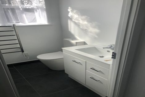 Photo of property in 11 Kotuku Street, Te Atatu Peninsula, Auckland, 0610