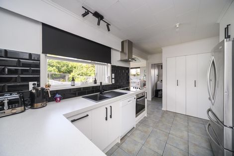 Photo of property in 30 Slacks Road, Awapuni, Palmerston North, 4412