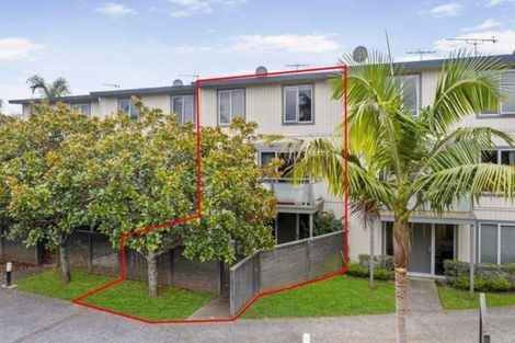 Photo of property in 7/33 School Road, Morningside, Auckland, 1021