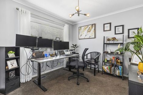 Photo of property in 148 Endeavour Drive, Whitby, Porirua, 5024