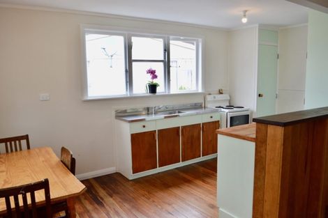 Photo of property in 7 Temuera Street, Otaki, 5512