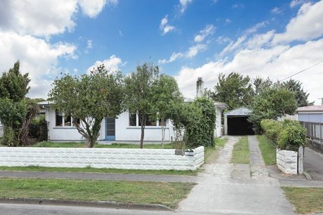Photo of property in 10 Charles Street, Feilding, 4702