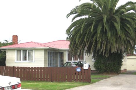 Photo of property in 6 Pomaria Road, Henderson, Auckland, 0610