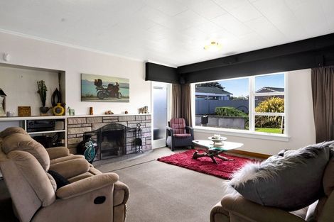 Photo of property in 52 Fairfield Road, Hawera, 4610