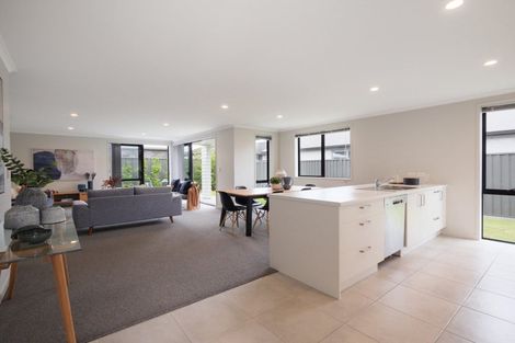 Photo of property in 4 Shannon Lane, Pyes Pa, Tauranga, 3112