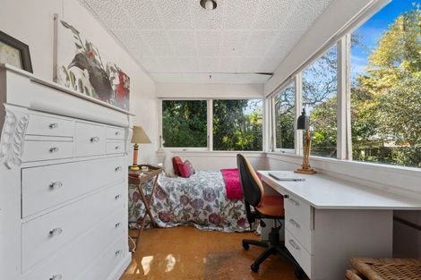 Photo of property in 46 Grande Vue Road, Hillpark, Auckland, 2102
