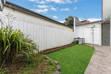 Photo of property in 47a Tawa Crescent, Manurewa, Auckland, 2102