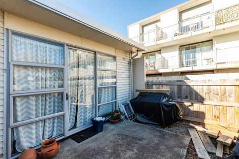 Photo of property in 10/26 Stanmore Road, Phillipstown, Christchurch, 8011