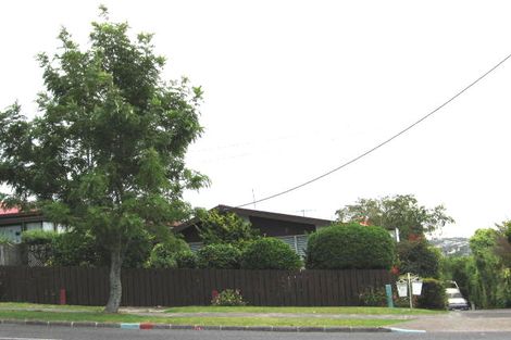 Photo of property in 1/12 Deep Creek Road, Torbay, Auckland, 0630