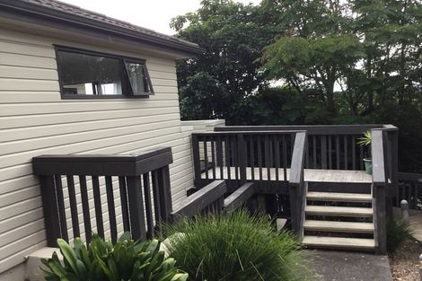 Photo of property in 8b Schnapper Rock Road, Schnapper Rock, Auckland, 0632
