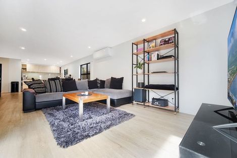 Photo of property in 89b Jellicoe Road, Manurewa, Auckland, 2102