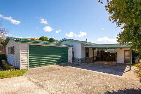 Photo of property in 18 Carter Drive, Pomare, Rotorua, 3015