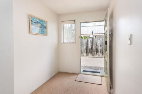 Photo of property in 2/61 Caledonian Road, St Albans, Christchurch, 8014