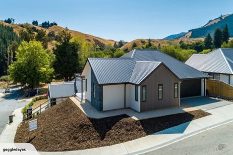 Photo of property in 15 Village Lane, Stoke, Nelson, 7011