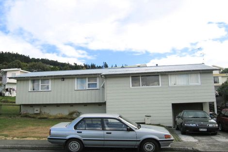 Photo of property in 3 Dunsandel Grove, Silverstream, Upper Hutt, 5019