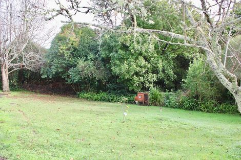 Photo of property in 58 Taipari Road, Te Atatu Peninsula, Auckland, 0610
