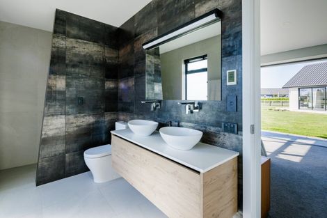 Photo of property in 10 Moemoea Place, Cambridge, 3434