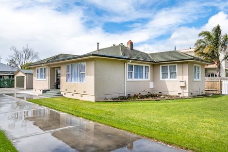 Photo of property in 102 Charlotte Crescent, Mayfair, Hastings, 4122