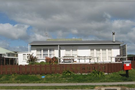 Photo of property in 286 Papamoa Beach Road, Papamoa Beach, Papamoa, 3118