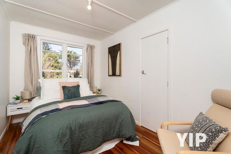 Photo of property in 58 Kenmore Street, Newlands, Wellington, 6037