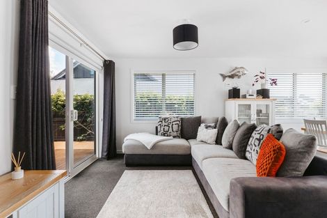 Photo of property in 73 Bert Wall Drive, Omokoroa, 3114