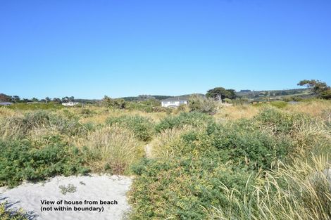 Photo of property in 17 Palmer Place, Taieri Beach, Taieri Mouth, 9091