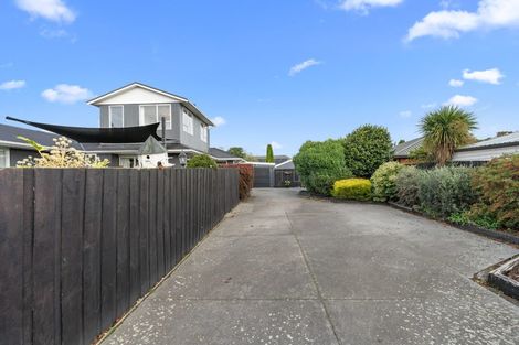 Photo of property in 21 Greendale Avenue, Avonhead, Christchurch, 8042