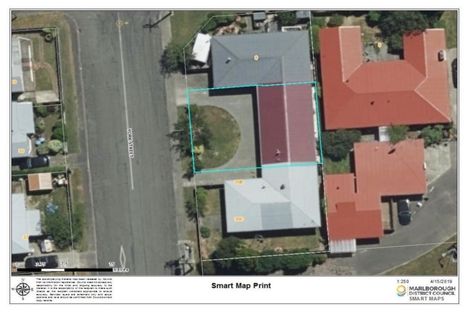 Photo of property in 30b York Street, Picton, 7220