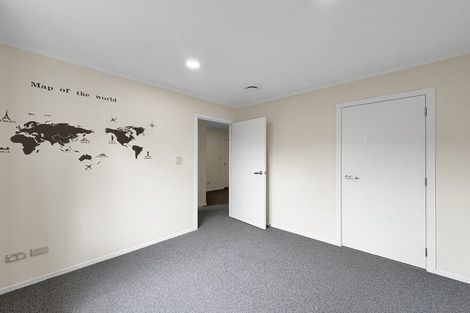 Photo of property in 35 Whitney Place, Rototuna North, Hamilton, 3210