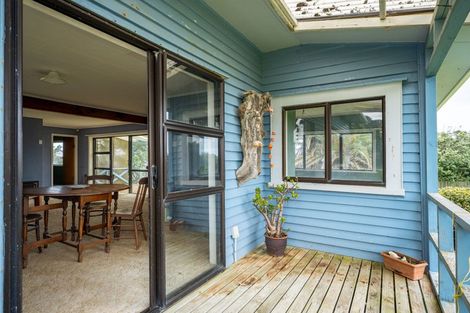 Photo of property in 8-10 Kelly Street, Baylys Beach, Dargaville, 0377