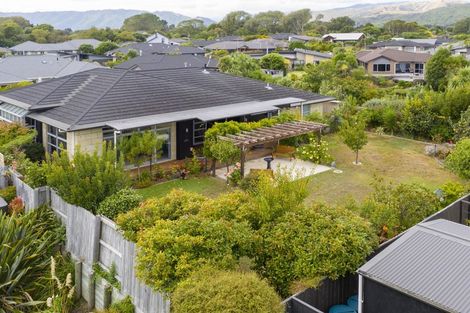 Photo of property in 9 Otupoa Way, Paraparaumu, 5032