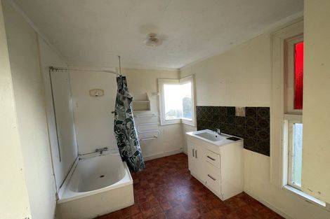 Photo of property in 13 Cresta Avenue, Beach Haven, Auckland, 0626