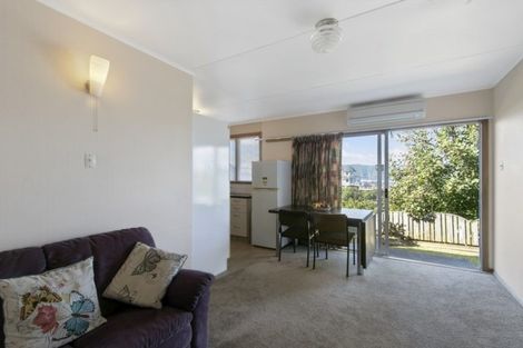 Photo of property in 12-12a Singers Road, Korokoro, Lower Hutt, 5012