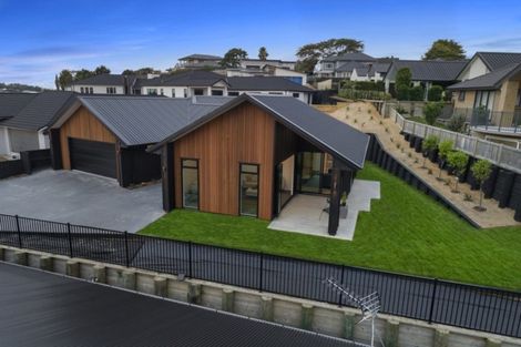 Photo of property in 8 Rose Berry Crescent, Flagstaff, Hamilton, 3210