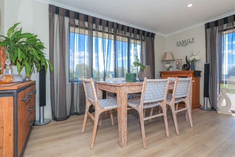 Photo of property in 60 Vineyard Road, Te Kauwhata, 3782