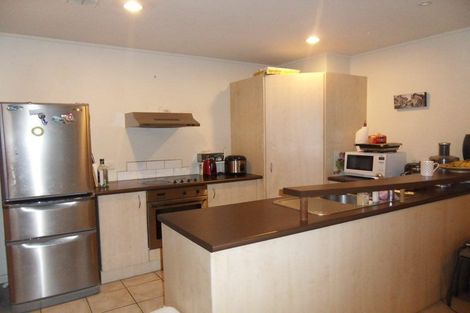 Photo of property in Mendosa Terraces Apartments, 14/9 Ebor Street, Te Aro, Wellington, 6011
