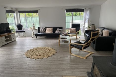 Photo of property in 114 Carters Road, Amberley, 7410