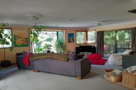 Photo of property in 37 Porterfield Street, Macandrew Bay, Dunedin, 9014