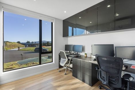 Photo of property in 1 Stetson Rise, Waikanae, 5391