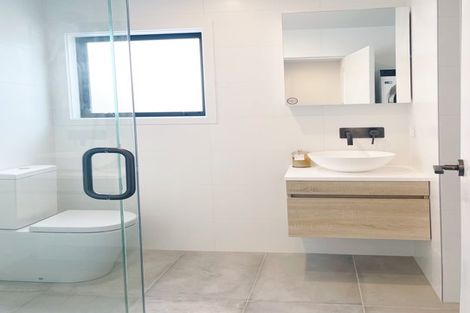 Photo of property in 32 Tai Crescent, Hobsonville, Auckland, 0616