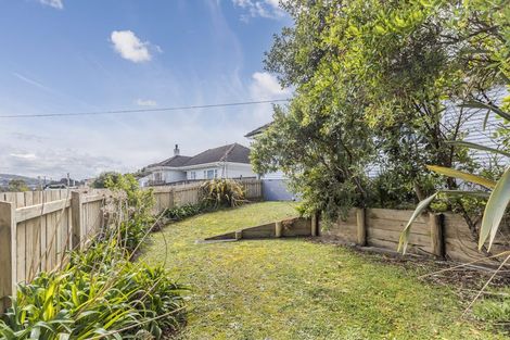 Photo of property in 24 Duncan Street, Tawa, Wellington, 5028