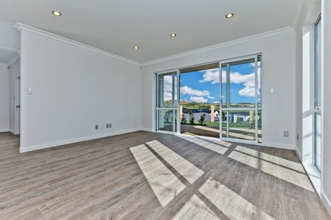 Photo of property in 10 Seafort Lane, Silverdale, 0932