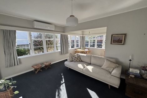 Photo of property in 10 Purser Grove, Fairfield, Lower Hutt, 5011